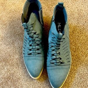 Ostara woven booties in dusty blue. Worn once.